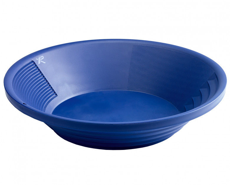 XP 37 cm (15 in) blue gold pan showing the large 90 degree riffles, the mini riffles and the snake skin texture zone