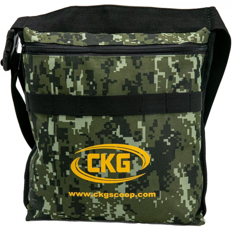 CKG green digital camo metal detecting finds pouch with front zipper pocket