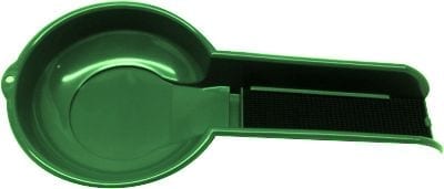 Green Gold Cube Banjo Pan showing the round pan bowl flowing into the sluice channel with the black vortex mat