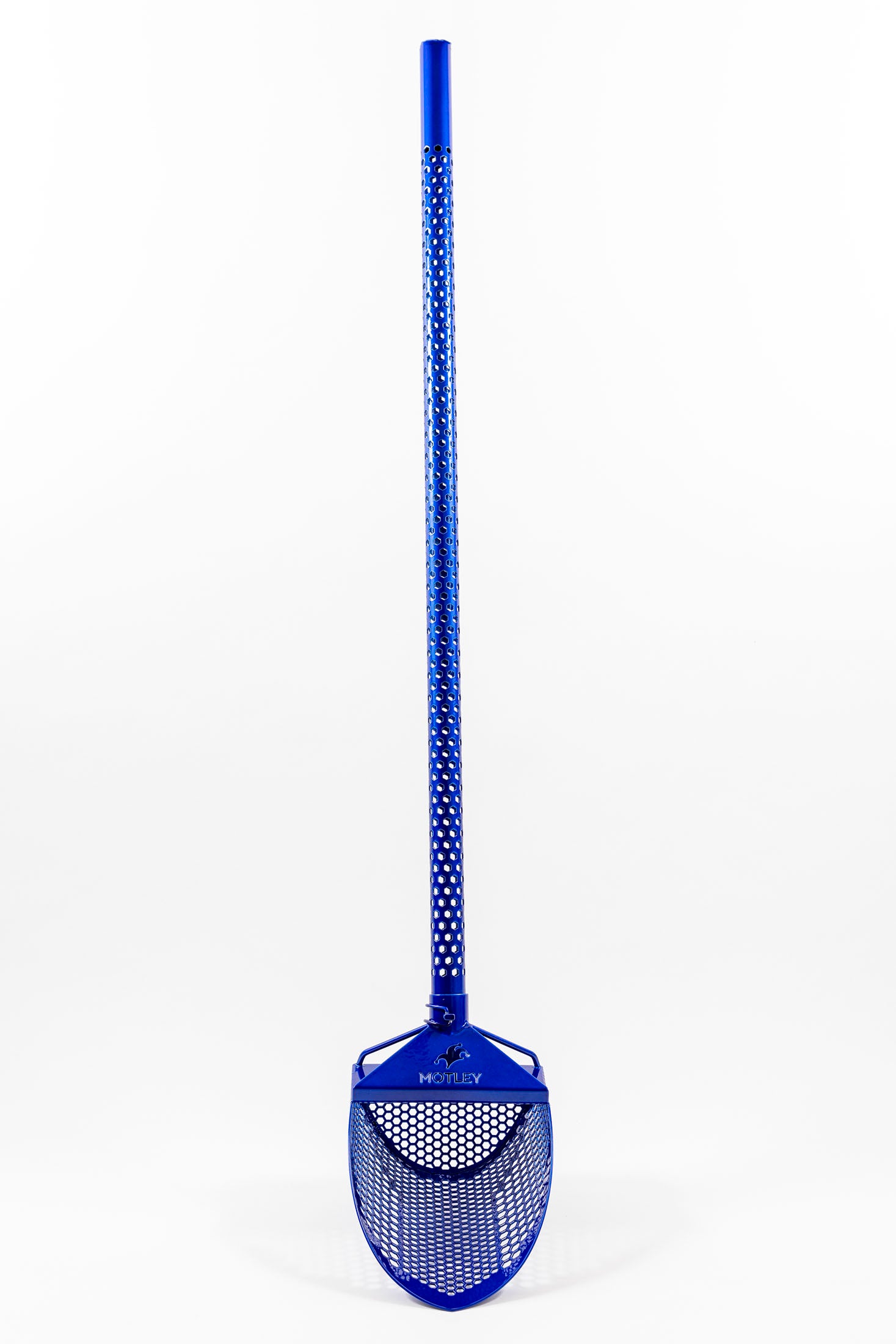 Motley Beach Scoop with steel handle in blue, full assembled unit standing upright