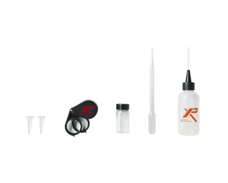 XP gold panning accessories: two mini tubes, a loupe magnifier, a glass vial, a pipette and a 150 ml suction bottle